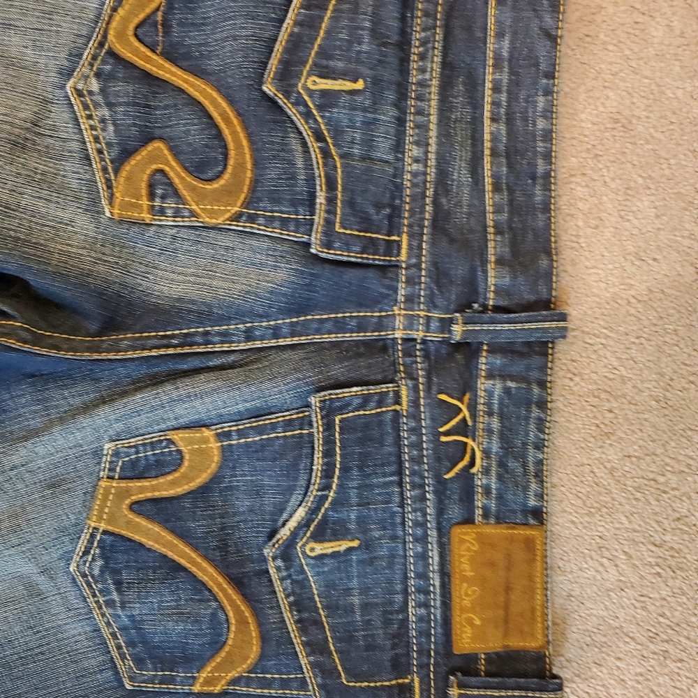 Jeans - Picture 3 of 4